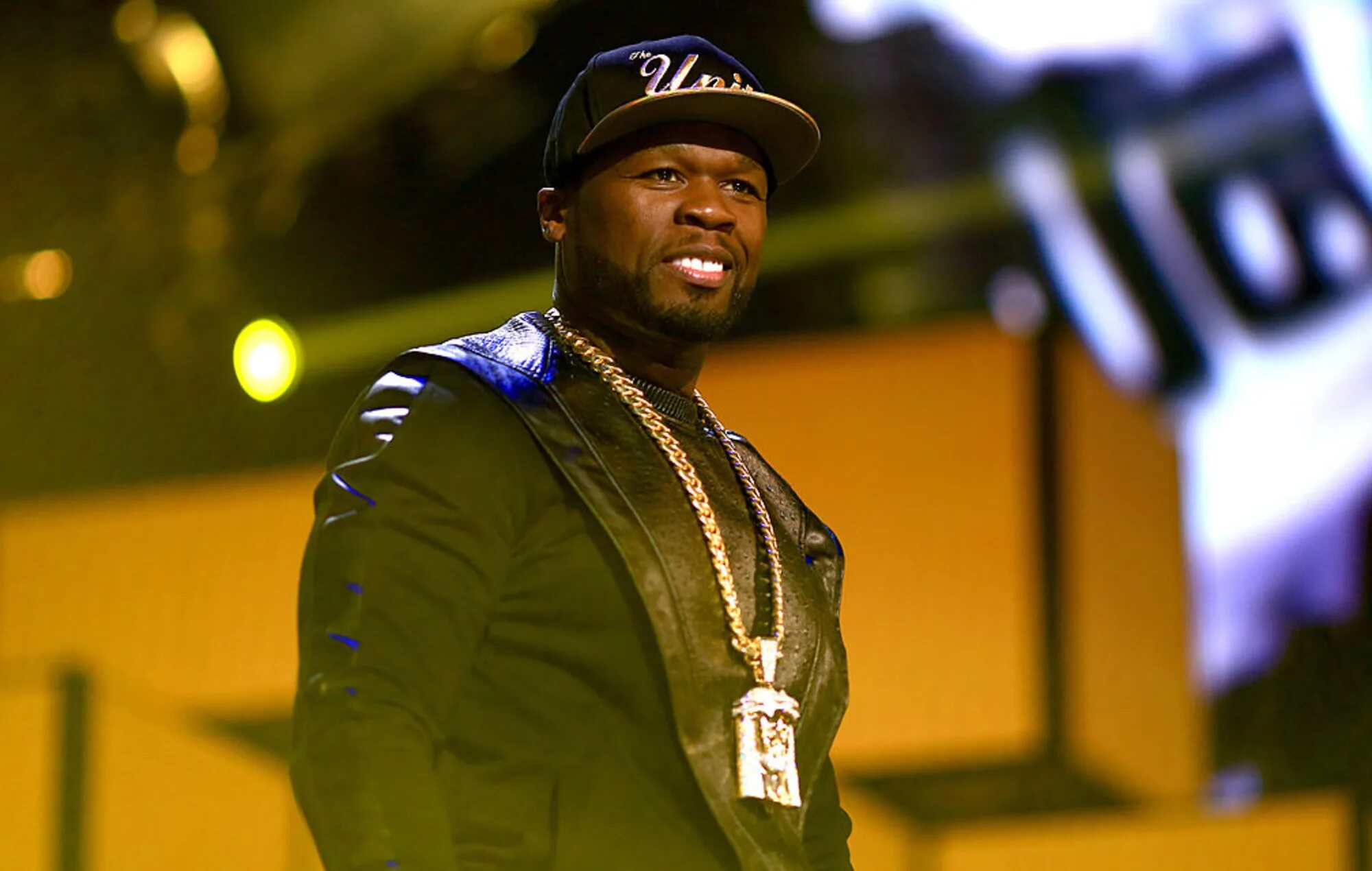 Яркость 50 центов. 50 Cent. 50 Cent Кертис Джексон сейчас. 50 Центов певец. Рэп фифти сент 50.