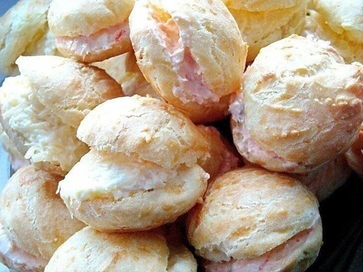 Гужеры французские сырные булочки. Сырные заварные булочки. Гужеры — французские заварные булочки. Гужеры (gougeres). Гужеры французские сырные булочки.