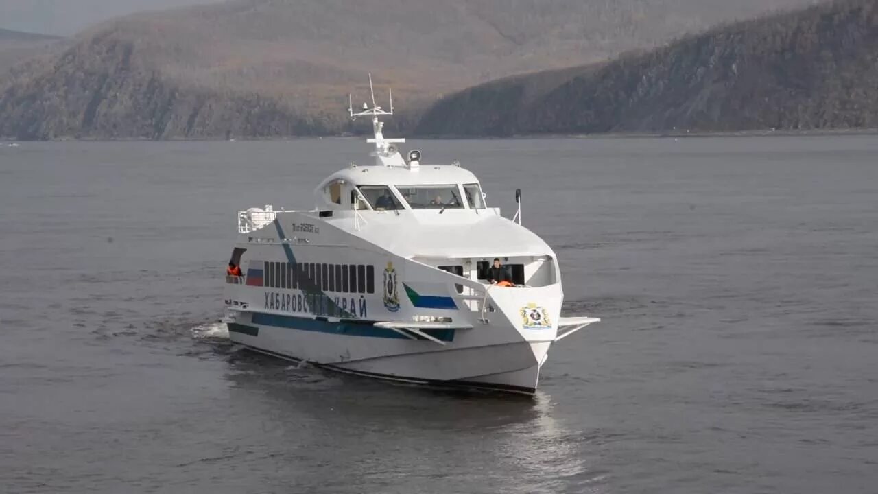 Речной вокзал комсомольск. Скоростные пассажирские суда. Судно 70 лет победы хабаровск. Теплоход 70 лет победы хабаровск. Ривер палас 2 москва.