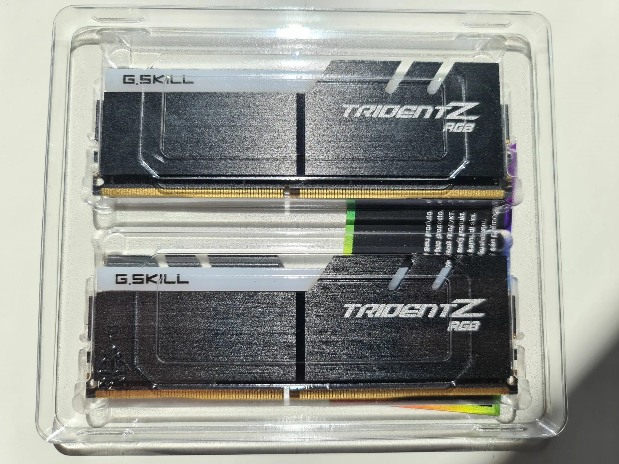 F4 3600c14d. F4-3600c14d-32gtzr. g.skill ddr4 32gb (2x16gb) 3600mhz pc-28800 trident z royal elite silver. f4-3600c16d-32gtzrc. g.skill flare x.