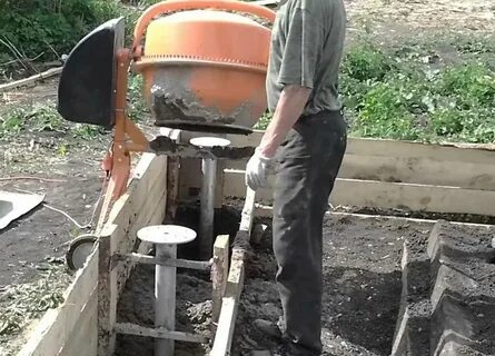 Бетон для фундамента в бетономешалке