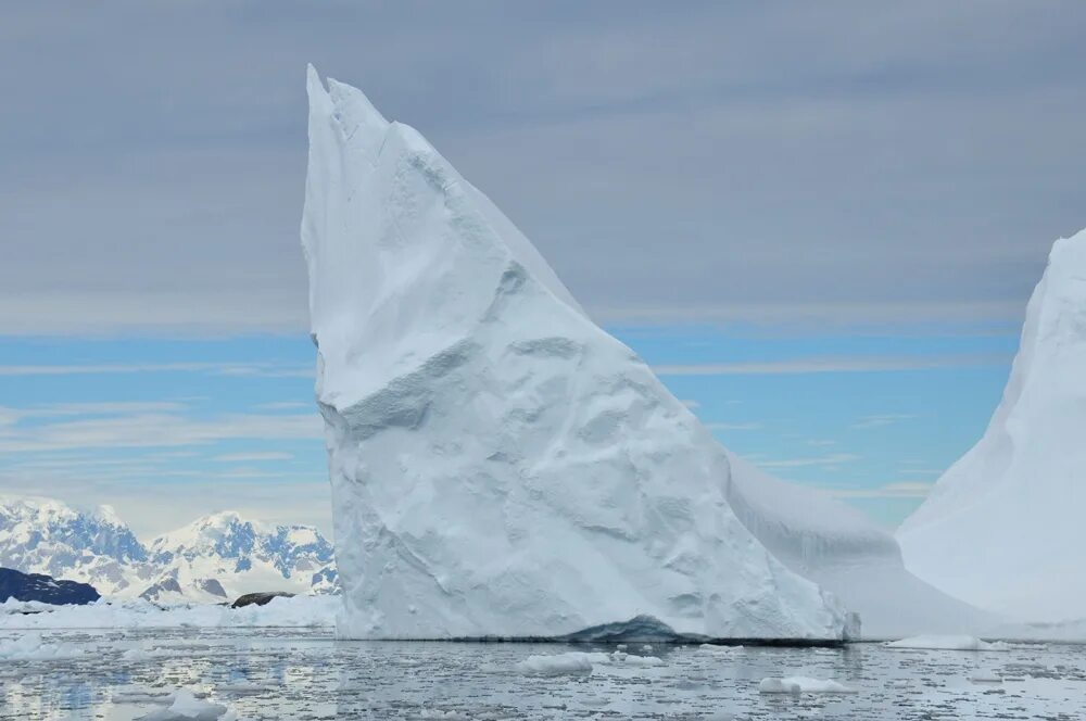 Край света антарктида. Антарктида северное сияние. Закат на северном ледовитом океане. Край света со стороны антарктиды. Гало в антарктиде.