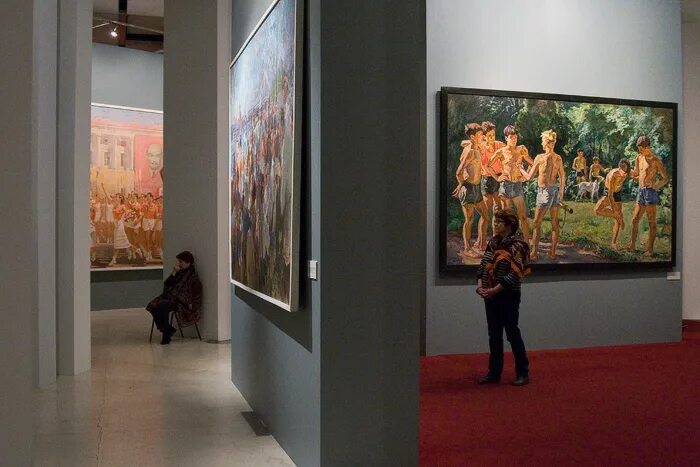 Выставка петр толпин новый манеж. Выставка современного искусства в манеже. Манеж выставка художников. Арт манеж выставка. Манеж спб выставки.