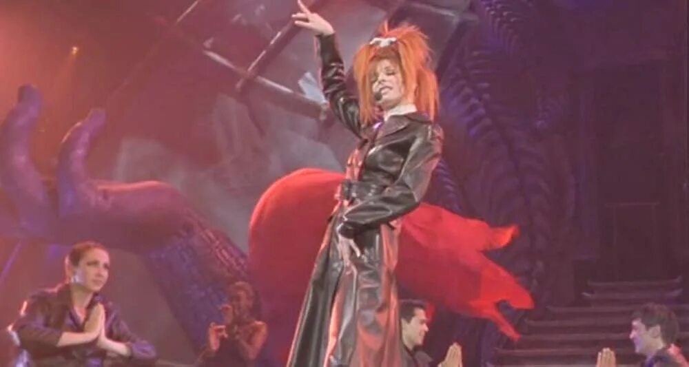 Mylene farmer mylenium. Mylene farmer mylenium tour 2000. mylene farmer mylenium tour. mylene farmer millennium 2000 tour. mylene farmer millennium 2000 tour появление в красном свете.