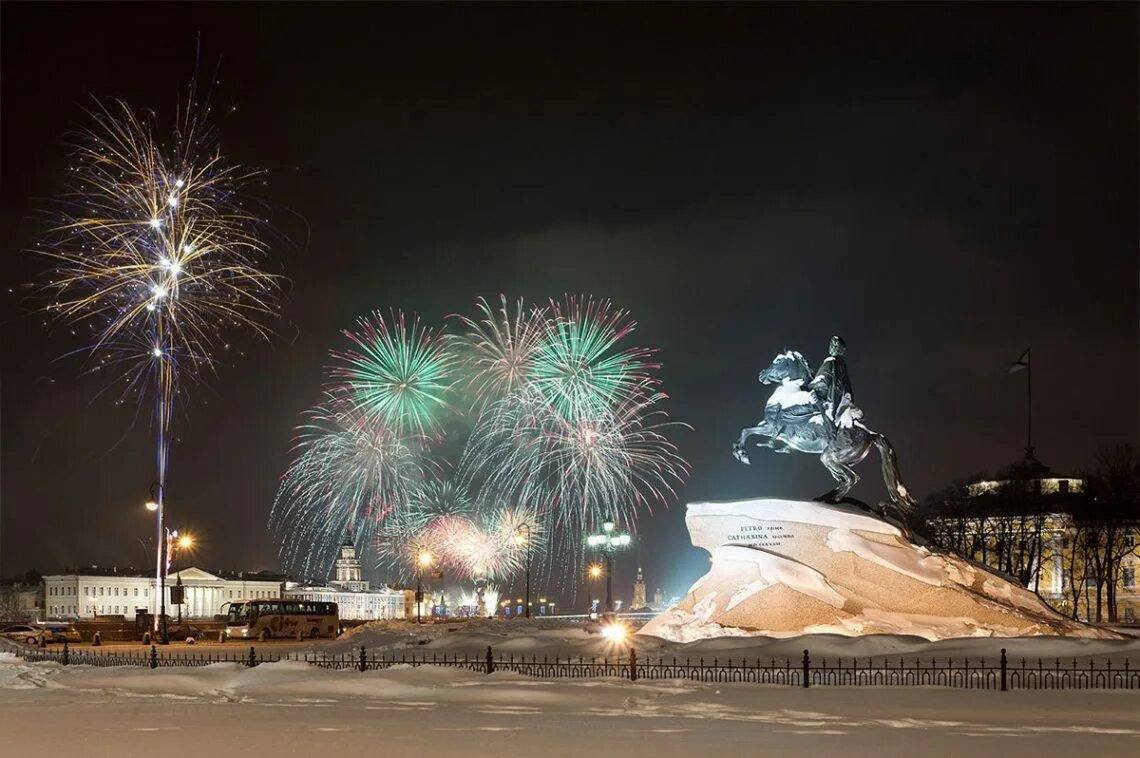 Где встретить новый 2025 год в спб. Салют санкт-петербург зима. санкт-петербург новый год. новый год в питере. новогодний салют в санкт-петербурге.