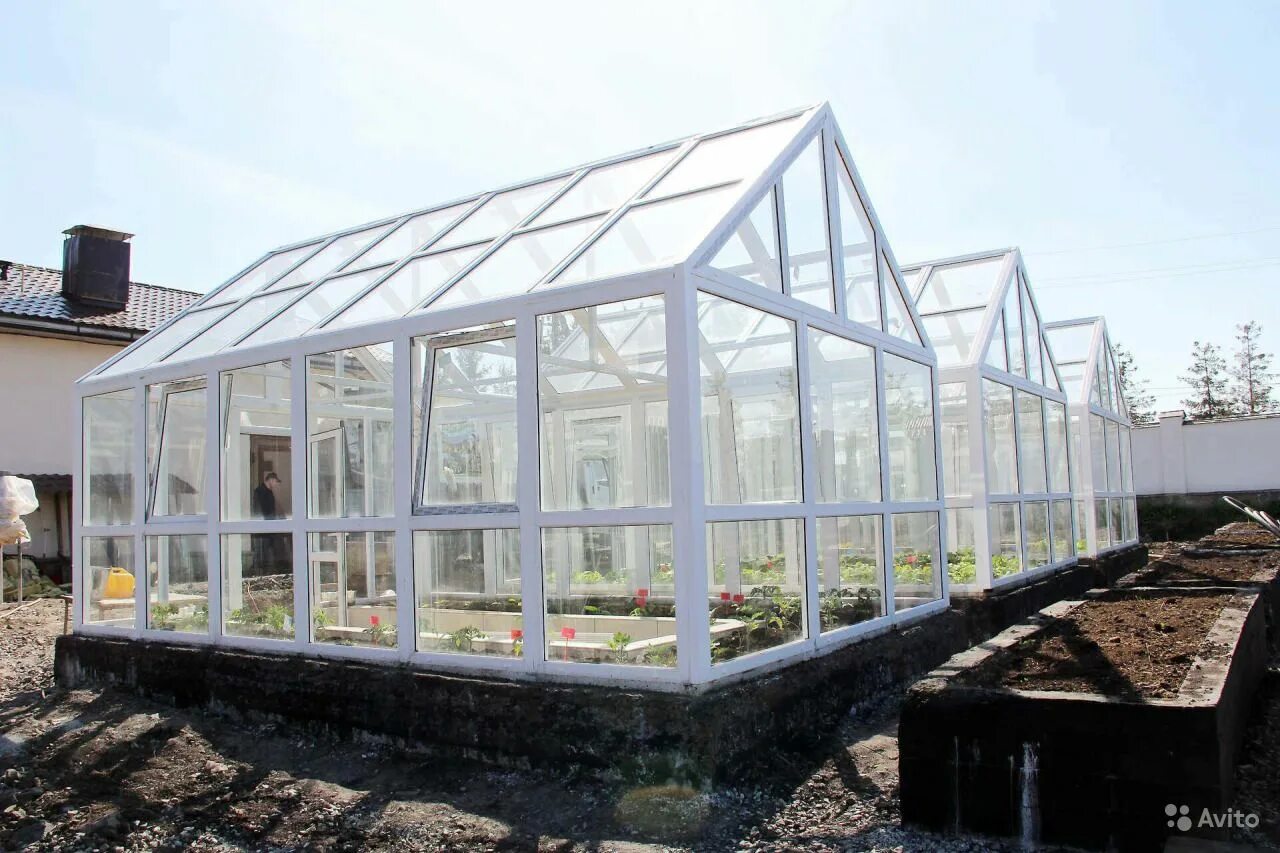 Теплица из пластиковых окон. Теплица из пластиковых труб. Виконт теплицы. Парник оби 2. Теплица из пластиковых окон.