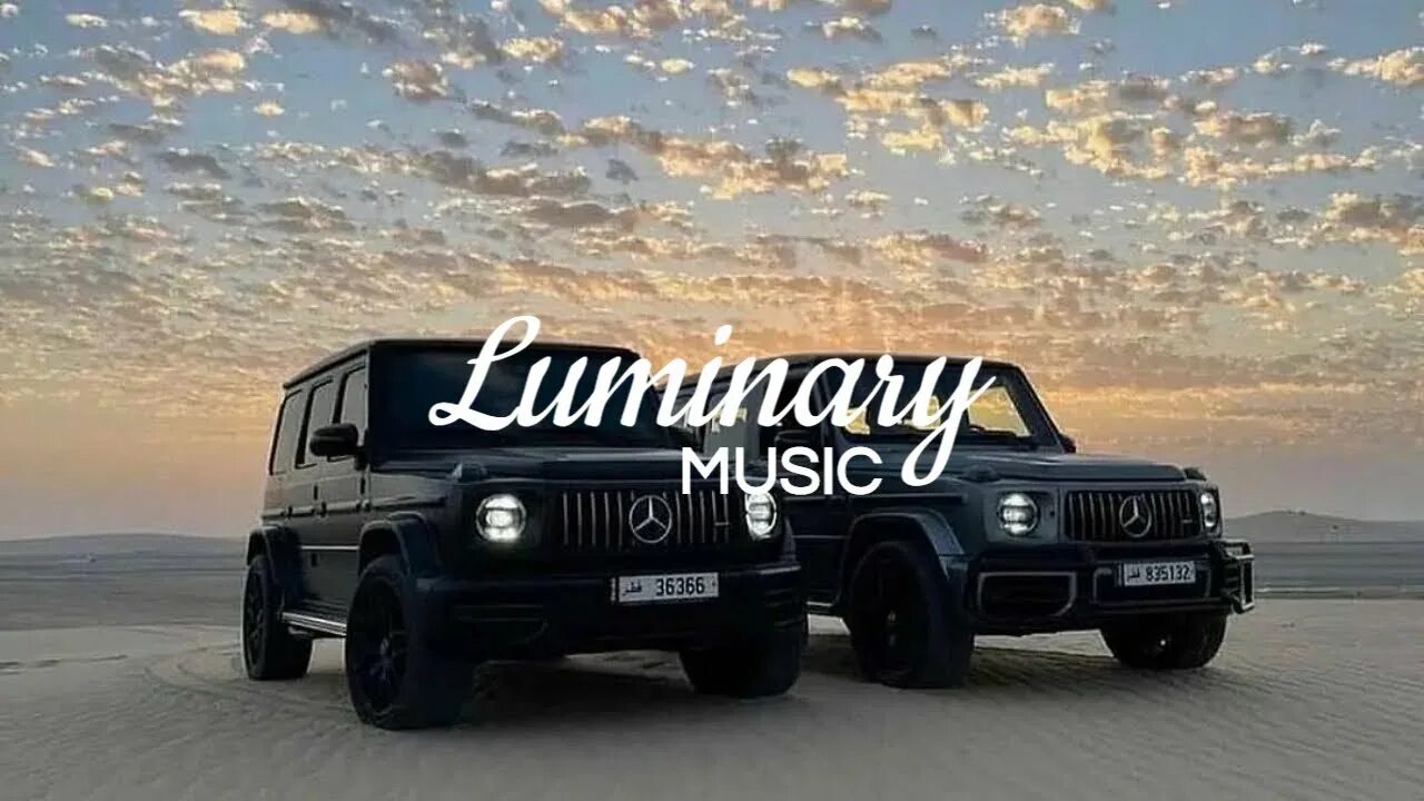 Mr lambo океан. Машина возле моря. Голубая ламборгини. Океан ламбо. Океан ламбо.