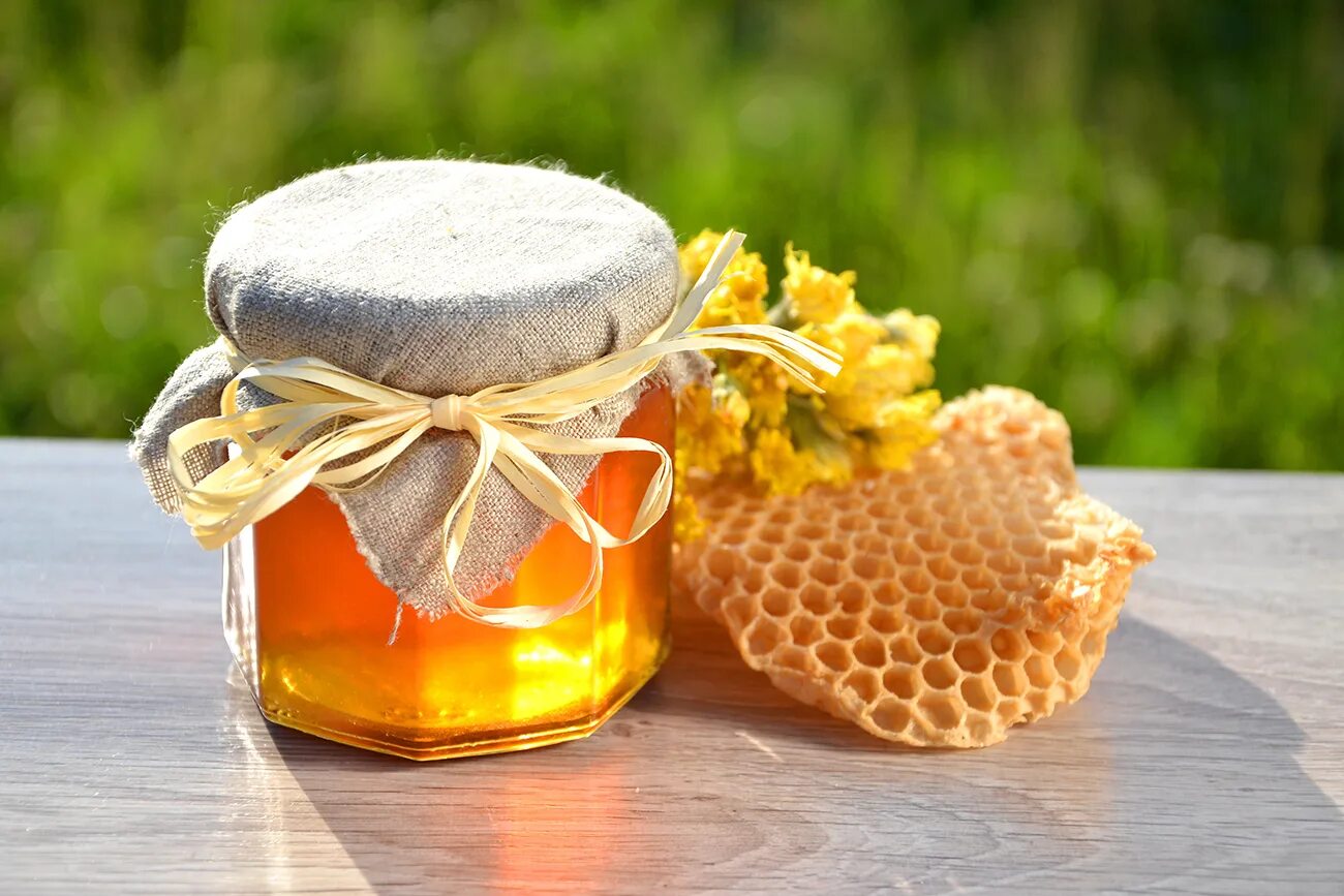 Honey фото. Баночка для меда. Красивые баночки для меда. Мед домашний. Мёд натуральный.