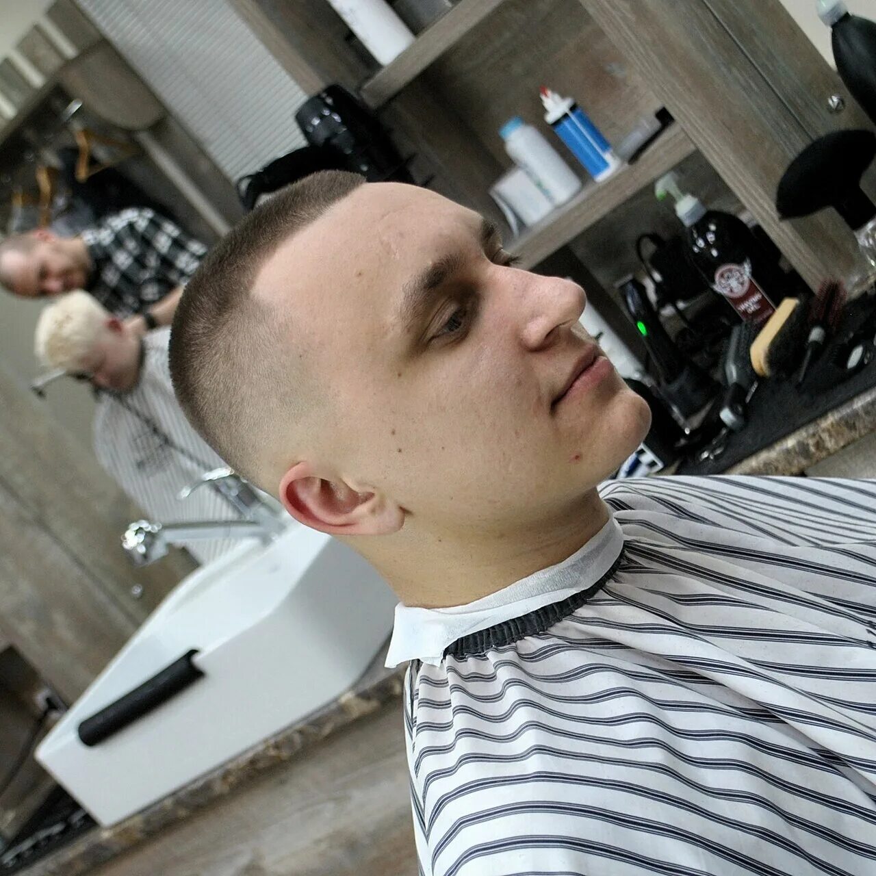 5/8 барбершоп. Барбершоп пенза арбеково. Парикмахерская барабас саранск. Барбершоп 3 2016 фильм. Барбершоп пенза арбеково.