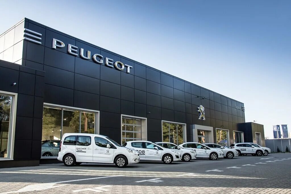 курск. автосалон. автосалон range rover казань. автоцентры города. автосалоны в петропавловске.