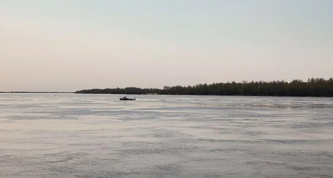 Падение м реки обь. Река обь нижневартовск. река обь ханты-мансийск. река обь хмао. река обь сургут.