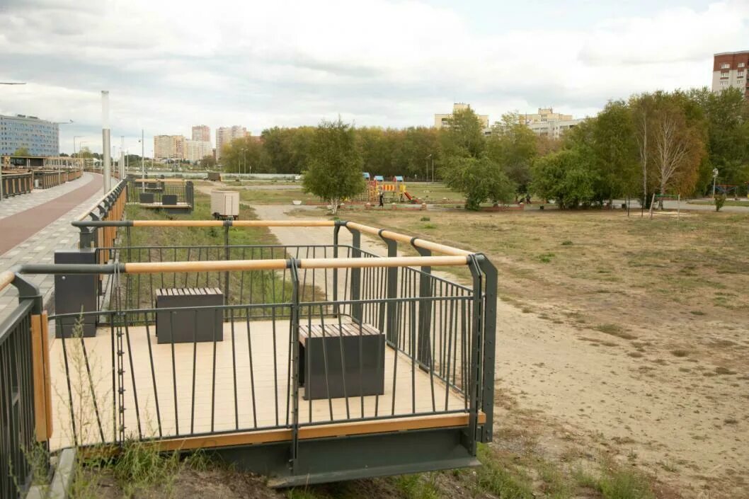 Набережная в заречном тюмень. Заречный микрорайон тюмень. 1 заречный тюмень. Тюмень заречный работа. Тюмень заречный работа.