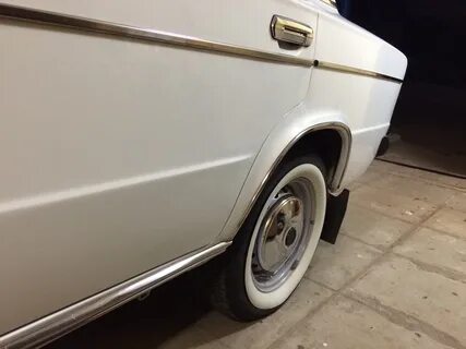 Молдинги ваз 2106