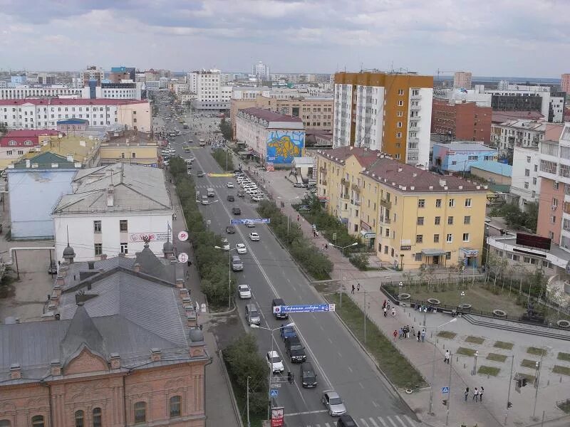 Проспект г якутск. Проспект ленина якутск. панорама проспект ленина г якутск. якутск 2000 год. проспект ленина 23 якутск.