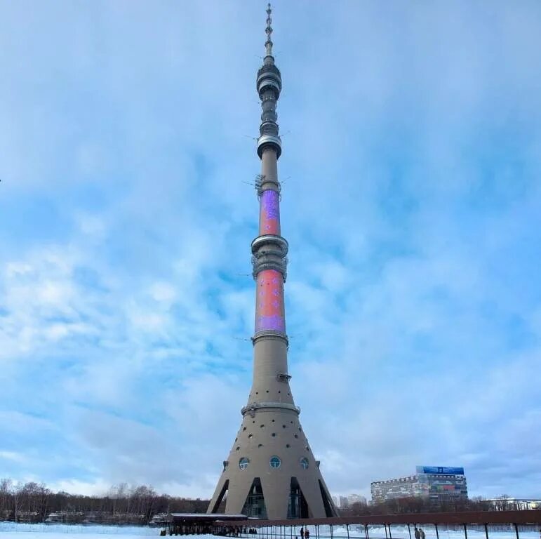 День останкино. Телевизионная башня Останкино. Останкинская телебашня и Телецентр в Останкино. Достопримечательности Москвы Останкинская телебашня. Останкинская телебашня 2023.