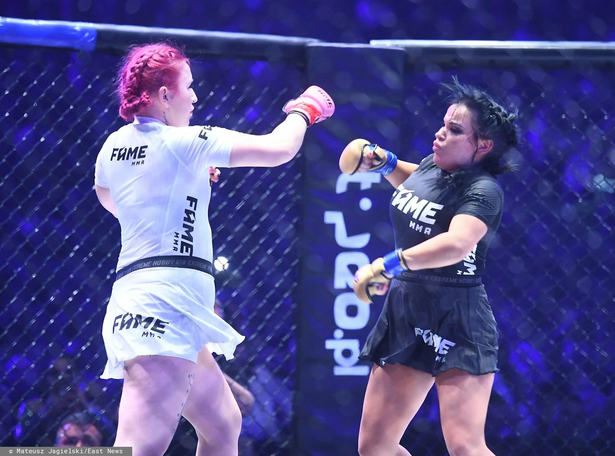 Карина мма смогулецка. Ufc камилла смогулецка. Камила смогулецка ufc. Камила смогулецка zusje боец mma. Камила зусье боец.