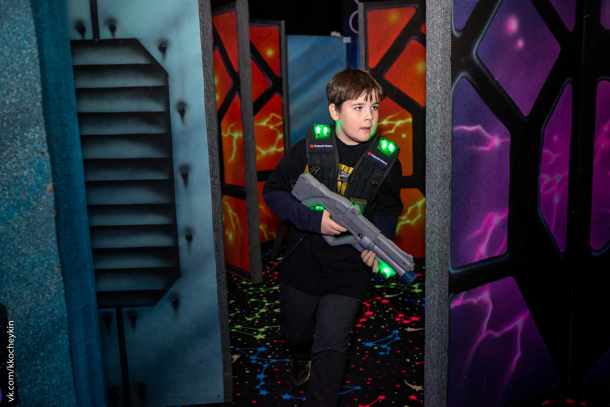 Laser zone магнитогорск ленина 141а. Лазертаг златоуст тарелка. Лазертаг галактика ижевск. Лазертаг златоуст. Лазертаг в магнитогорске ленина 141а.