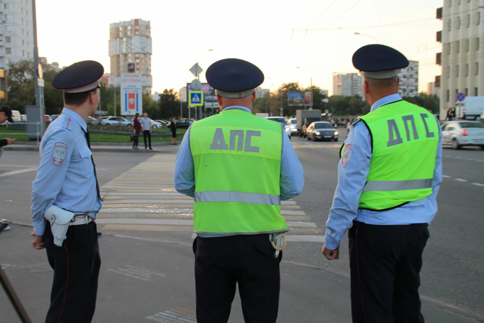 Инспектор гибдд. Инспектор дпс. Пост дпс хабаровск амур. Инспектор дпс. Гибдд.