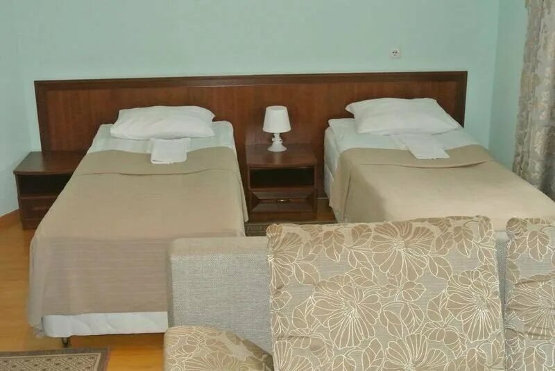 , пос. гостиница чагода вологодская область. гостиница чагода кооперативная 10. центральная улица 62 чагода гостиница фото. гостиный дом чагода.