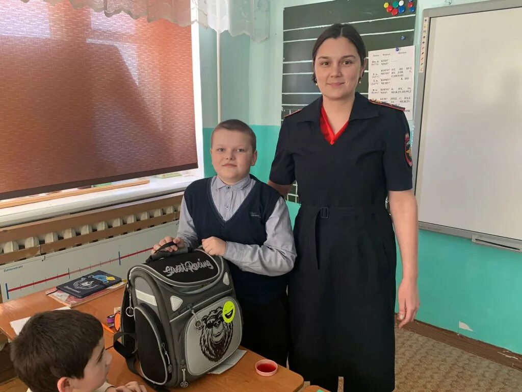 Российская средняя школа. Образование в россии школа. Осинский район иркутская область школа-1. Нетьинская сош. Сайт ясиновской сош куйбышевского района ростовской области мбоу.