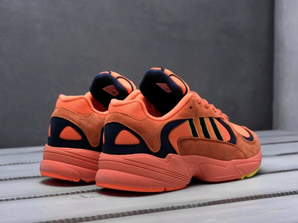 Adidas Yung 1. Adidas Originals Yung 1. Кроссовки adidas Yung-1 оранжевые. Adidas young 1 мужские.