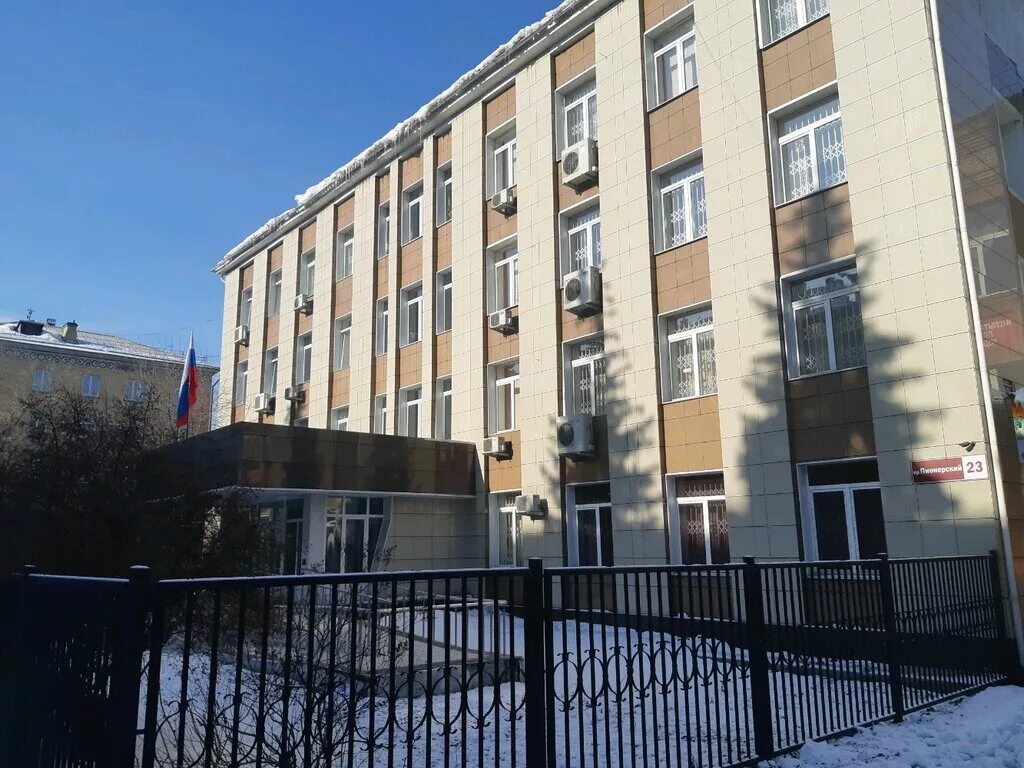 Батюшкова 13 новокузнецк. Металлургов 37 новокузнецк. Новокузнецк центр. Судьи новокузнецка. Батюшкова 16а новокузнецк мировые судьи.