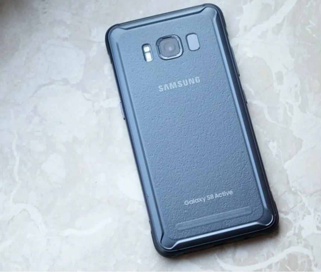 Samsung Galaxy s9 Active. Флагман самсунг 2023. Samsung защищенный. Флагман самсунг 2023 смартфоны с 23 в руках дома. Телефоны самсунг 2023 качества