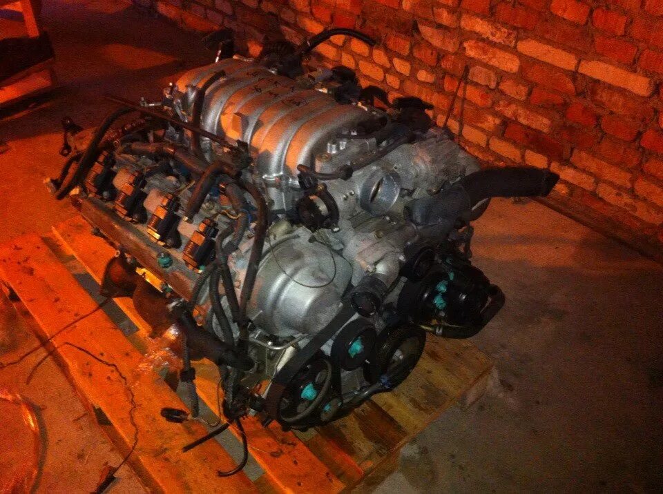 Uz fe vvti. 4.0 1uz Fe VVTI. 1uz Fe VVTI. Блок цилиндров 1uz-Fe. 1uz Fe VVTI свап.