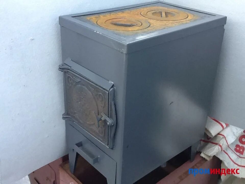 Печи б у для бани б. Печь вертикаль банная трехсекционная. Буржуйка для бани с баком. Авито печь. Печь буржуйка с баком 100л.