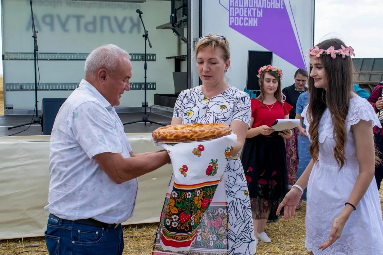 Спк целинский. Спк целинский. Спк целинский. Уборка урожая 2023. Село хлеборобное ростовская область целинский.