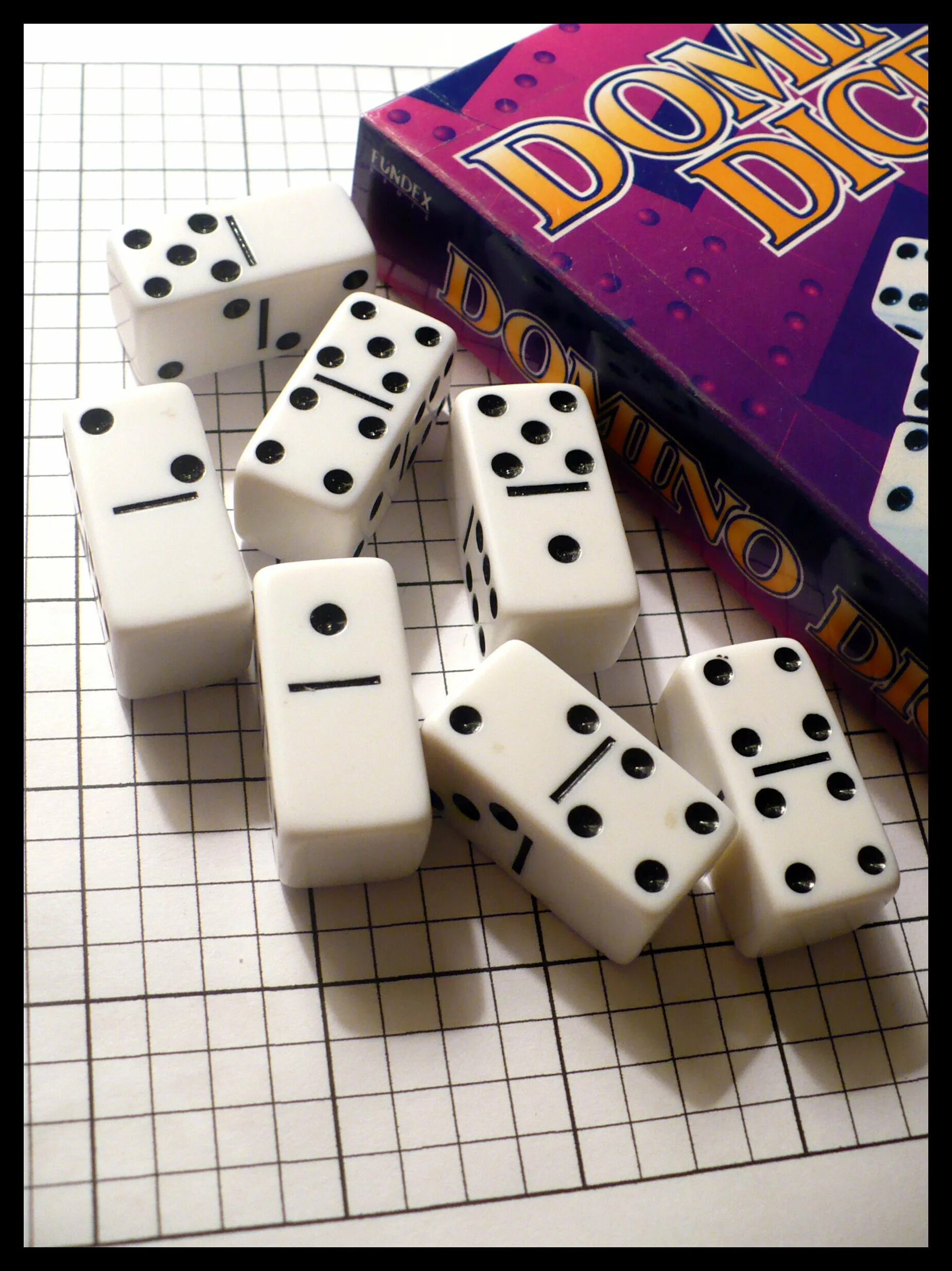 Домино классическое см05. Домино в чехле: 5010р. Домино бит. Стяжка домино. Первое домино.