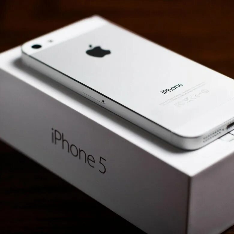 Новый айфон 5. Iphone 5 белый. Iphone 5 16gb White. Iphone 5s белый. Iphone 5 White 64gb.