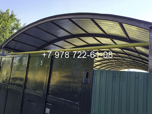 Навес-симферополь, симферополь, луговая улица. Навесы симферополь. Навес в крыму. Односкатный навес для автомобиля. Арочный навес из металлочерепицы.
