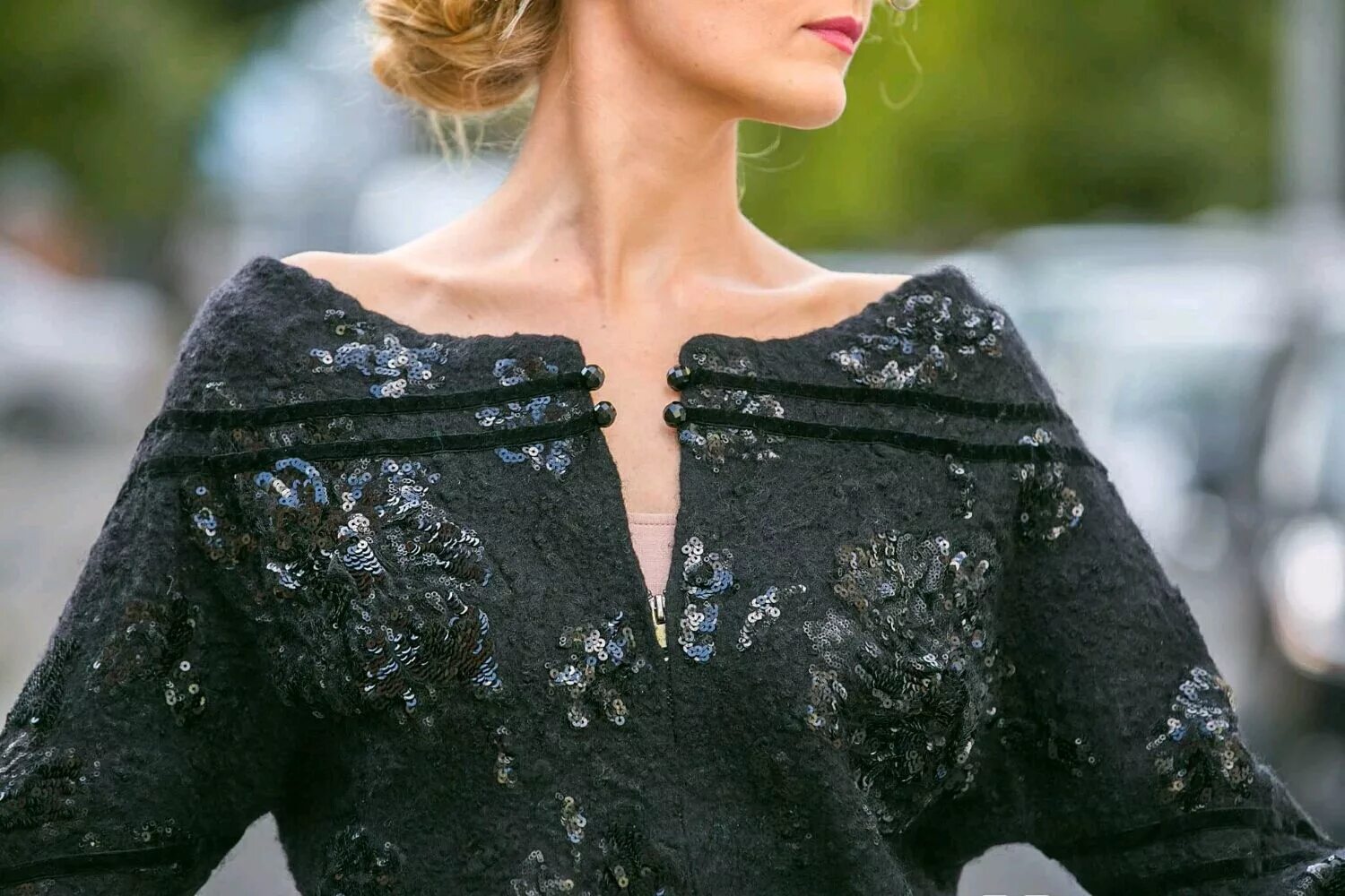 Валяние одежды. Валяние из шерсти одежда. Красивая валяная одежда. Валяная одежда из шерсти. Валяние одежды.