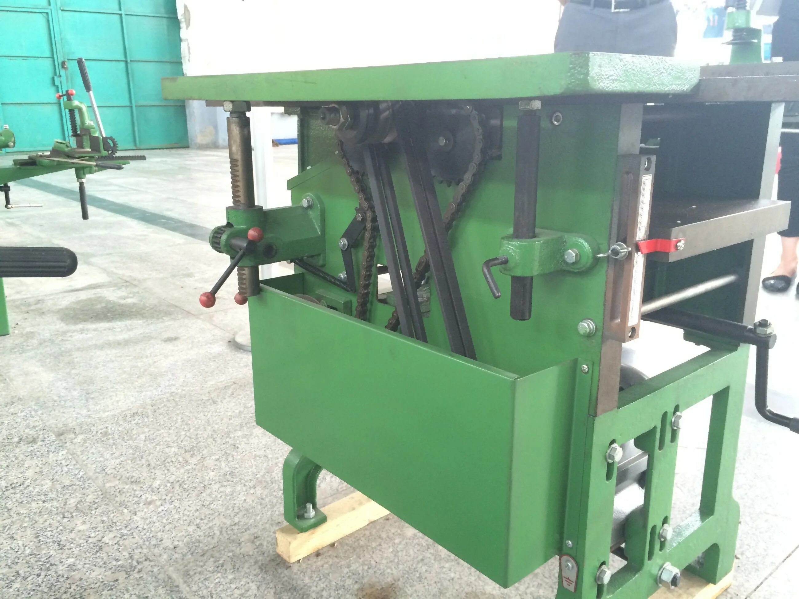 Деревообрабатывающий станок. Woodtec master 250. станок woodtec cm 425. деревообрабатывающий станок woodtec cm 425 комби. комбинированные станки woodtec.