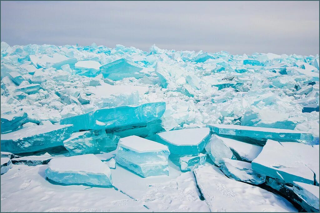 айсберг ледяная плавучая гора. льдина в торосах стоящая ребром 5 букв. озеро байкал торосы. торосы на чудском озере. льдины торосы.