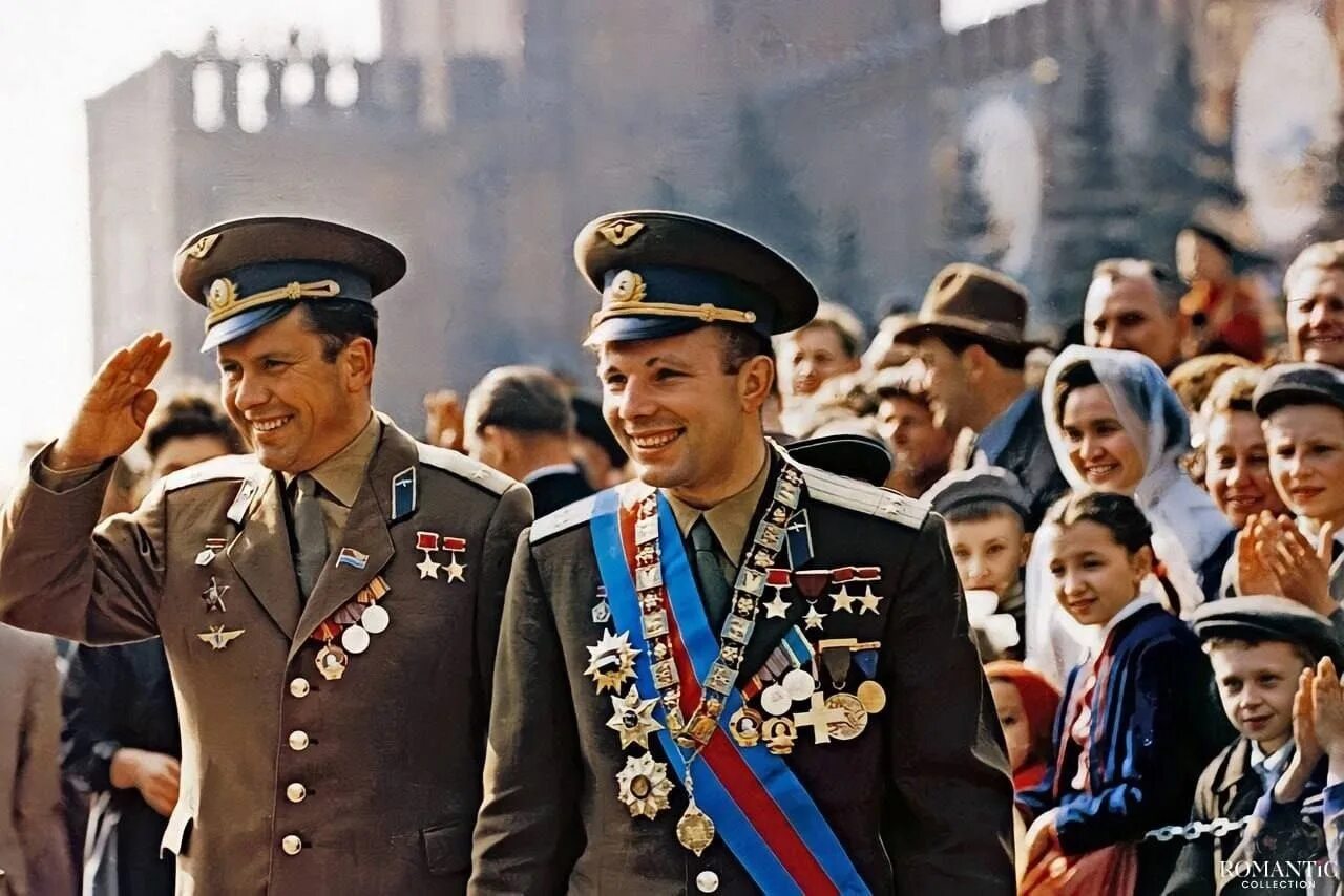 Первая награда гагарина после полета. Гагарин 1961.
