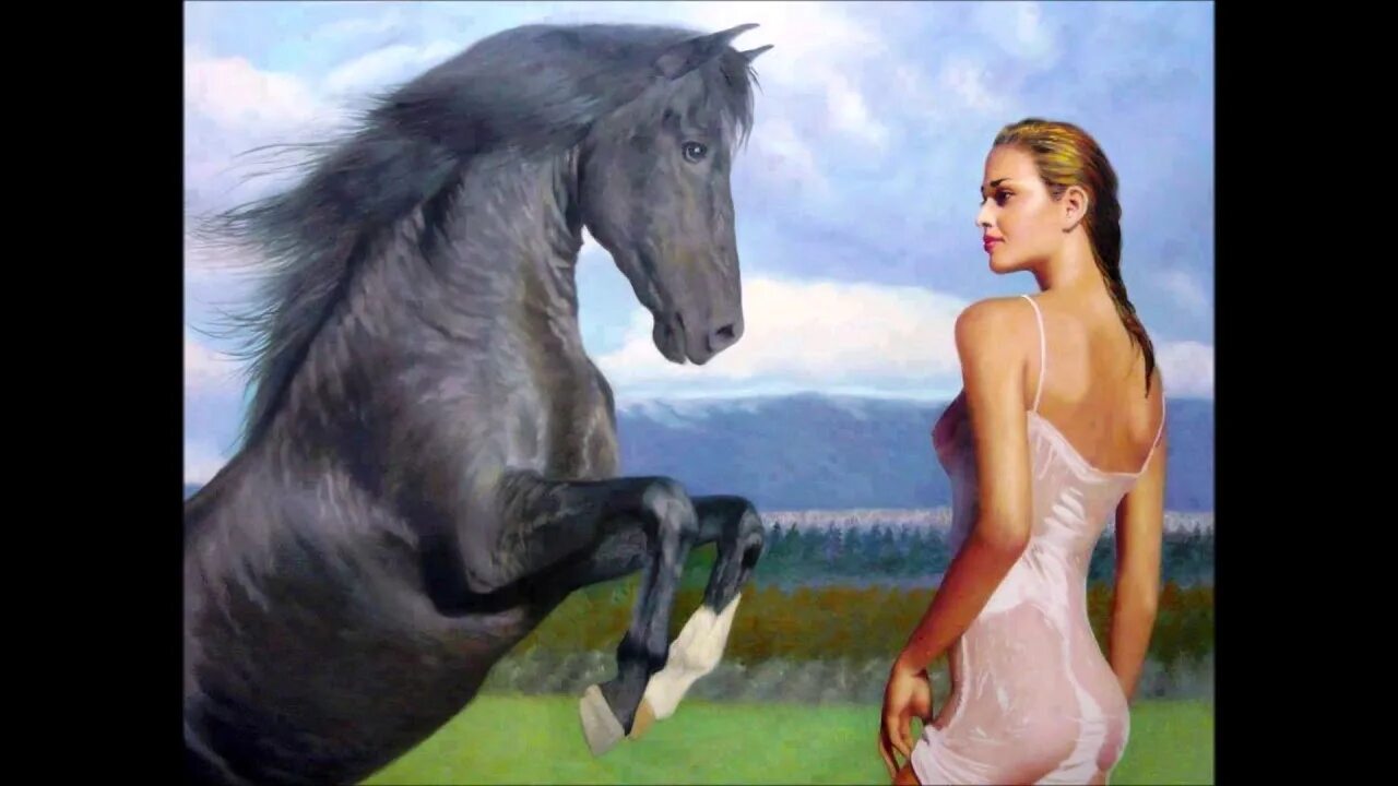Обряд женщина в коне. Конь и женщина. Женщина на лошади. Лошадь на скаку. Сильная женщина на коне.