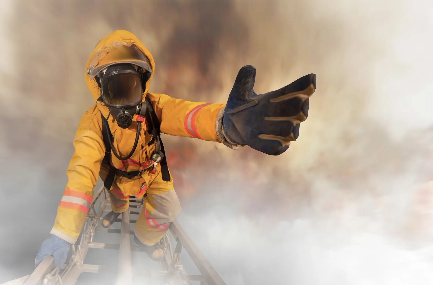 Современные пожарные. Спасатели мчс россии. Профессия мчс. Спасатели мчс россии. Аварии с выбросом биологически опасных веществ.