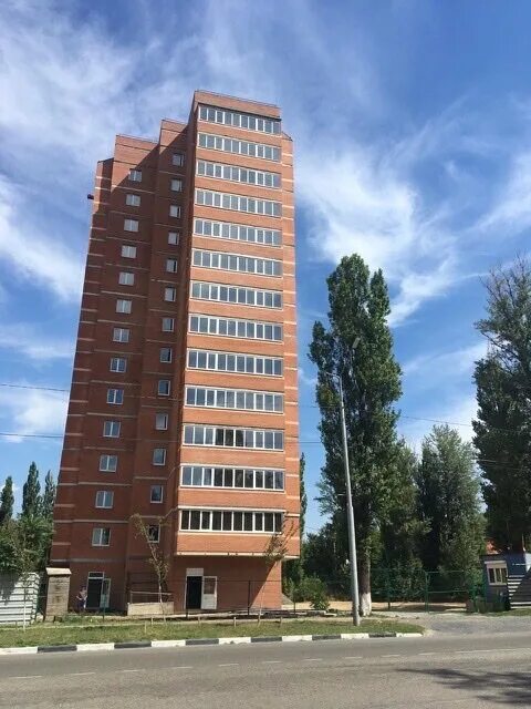Купить четырехкомнатную квартиру ул. Мира, Аксай без посредников, купить недорог