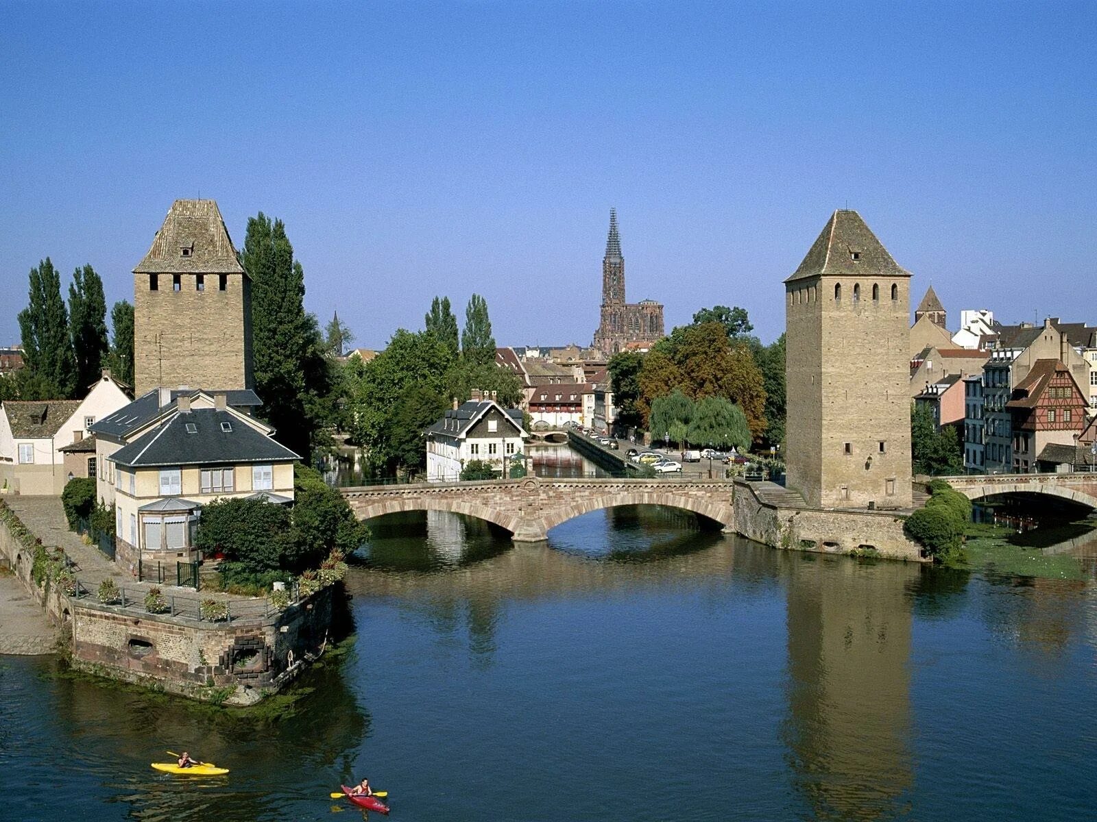 Страсбург Франция достопримечательности. Штрасбург достопримечательности. Рейн город Франция. Живор город Франция.