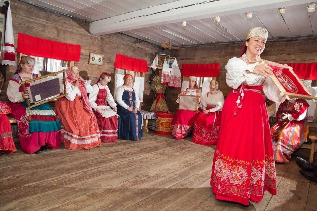 Песня народная посиделки. Русский народный фольклор. Посиделки в избе. Песня народная посиделки. Деревенские посиделки.