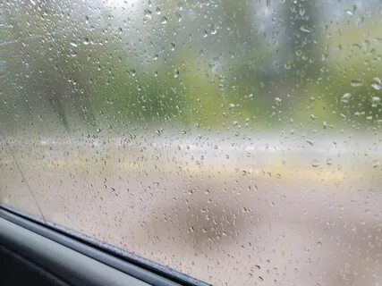 Запотевают окна в дождь что делать
