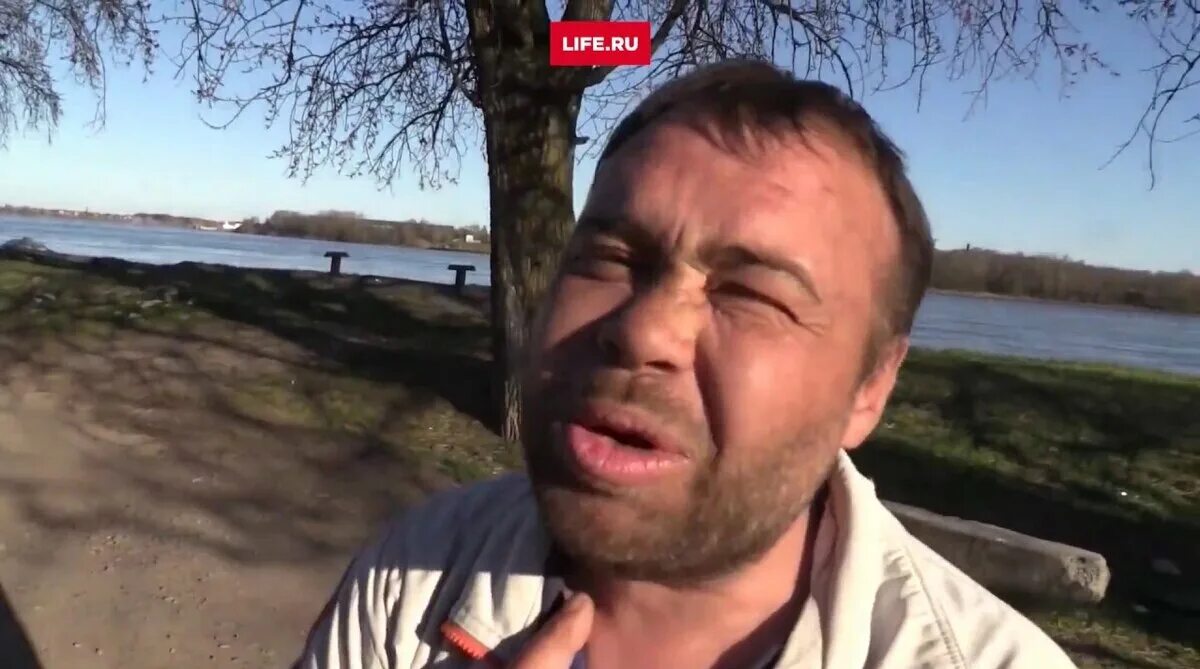 Димон тапок видео. Димон тапок мем. Димон заминированный тапок 2023. Димон тапок видео. Димон тапок видео.