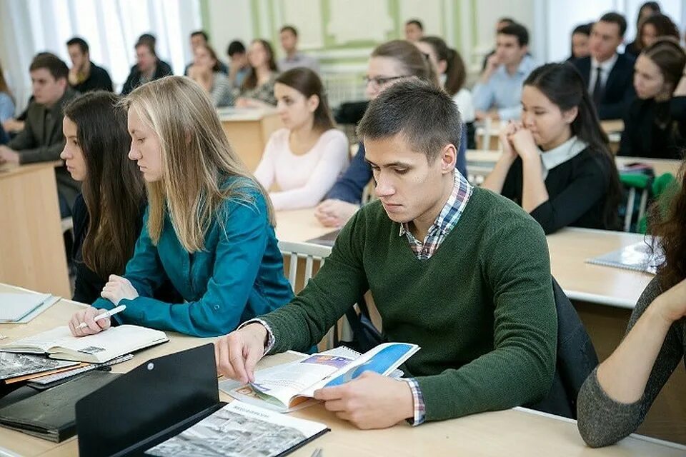 Будет ли дистанционное обучение в вузах. ТГУ юридический институт Томск. Юи ТГУ кафедры. Юридический Факультет ТГУ Томск. Юи ТГУ преподаватели.