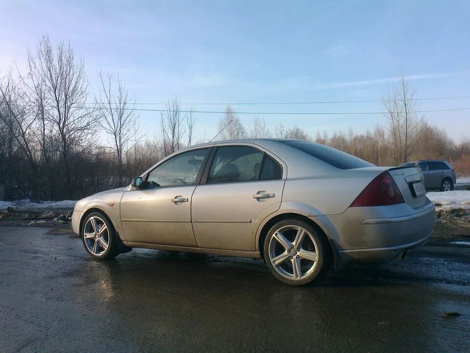 Ford mondeo 3 диски. Ford mondeo 3 r18. Диски r16 ford mondeo 3. Колеса на форд мондео 3. Ford mondeo 3 r18 диски.