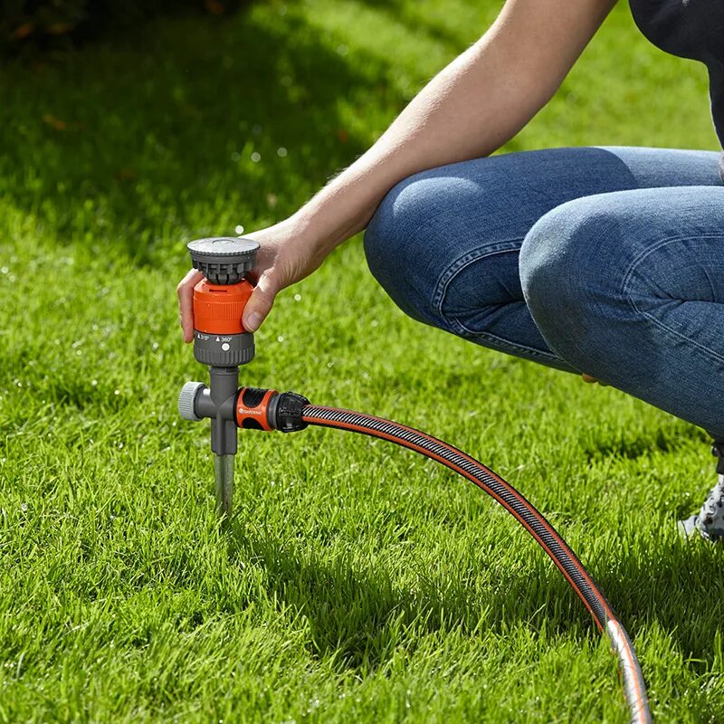 Дождеватель разбрызгиватель для полива. Дождеватель gardena vario comfort. дождеватель gardena vario comfort 01949-20.000.00. дождеватель гардения комфорт. дождеватель для полива круговой gardena vario.