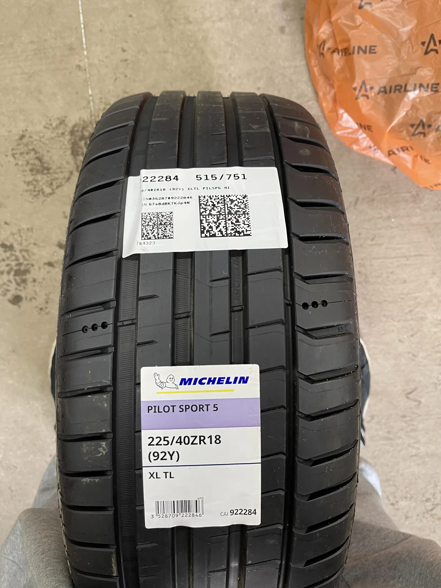 Шины Мишлен пилот спорт 5. Мишелин пилот спорт 5 225 40 18. Michelin Pilot Sport 4. Мишлен пилот спорт 4s. Michelin pilot sport 5 245 40