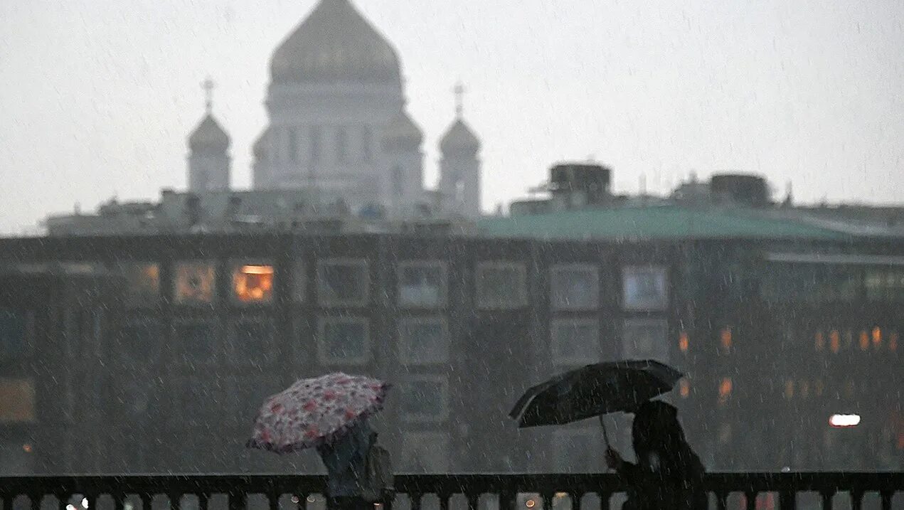 Погода в москве 25 июня 2024. Ожидаются. Погода в москве 25 июня 2024. Климат москвы по месяцам. Москва сегодня фото.