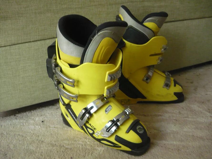 Rossignol power race 9. Ботинки salomon mission rs. Lange 130 горнолыжные ботинки. Raichle горнолыжные ботинки. Nordica hell back h3 w.